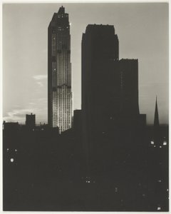 Nova Iorque a partir de Shelton de Alfred Stieglitz
