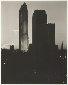 Nova York do Shelton, 1935. de Alfred Stieglitz