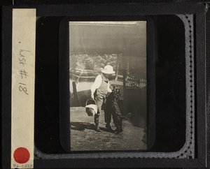 Sem título sobrinha Elizabeth com Inky em Oaklawn, c. 1903. de Alfred Stieglitz