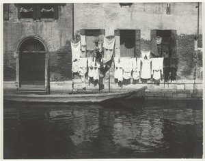 Veneza, 1894, impresso em 192039. de Alfred Stieglitz