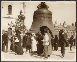 [Fotografias da viagem de estudo à Rússia utilizadas para a pintura "A abolição da servidão na Rússia" (1914), do "Ciclo Epopeia dos Eslavos, Moscovo"]. de Alphonse Maria Mucha