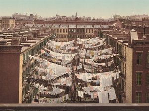 A Monday Washing, Nova York de American 20th Century, Detroit Photographic Company