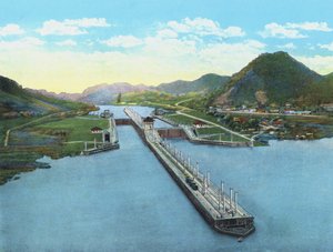 Vista aérea das eclusas de Pedro Miguel, Canal do Panamá (foto colorida)