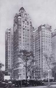 Chicago: Um dos Hotéis Apartamentos de Chicago (foto a p/b) de American Photographer (after)