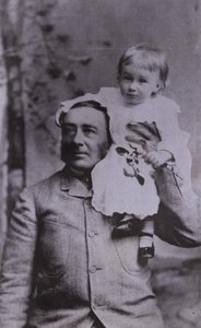 Franklin D Roosevelt, político americano e 32º presidente dos Estados Unidos, quando criança com seu pai