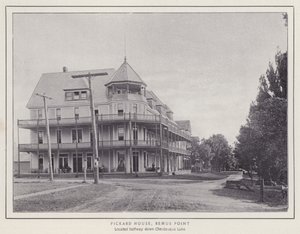 Jamestown, NY: Pickard House, Bemus Point (foto a p/b) de American Photographer (after)
