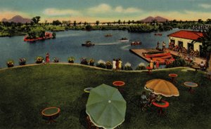 Phoenix, Arizona: Em Encanto Park (foto) de American Photographer (after)