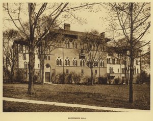 Universidade de Princeton: McCormick Hall (foto a p/b) de American Photographer (after)