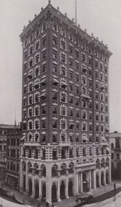 Providence, Rhode Island: The Union Trust Building (foto a p/b) de American Photographer (after)