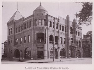 Edifício dos Guardas Voluntários de Savannah (foto a p/b) de American Photographer (after)