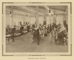 Amoskeag Manufacturing Company: Burling Room, Worsted (fotografia a preto e branco) de American Photographer