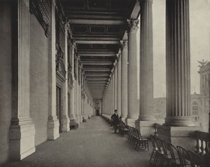 Grand Loggia of Machinery Hall de American Photographer