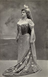 Marcella Sembrich, como Astrifiammante, Rainha da Noite, em "A Flauta Mágica" (foto p/b) de American Photographer