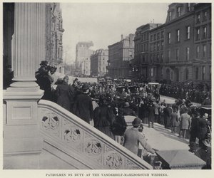 Patrulheiros de serviço no casamento de Vanderbilt-Marlborough (foto a p/b) de American Photographer