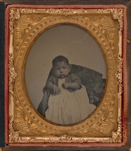 Retrato de um bebé,c. 1860 (foto) de American Photographer