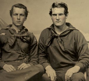 Retrato de dois marinheiros em Uniforme da União, c.1861 (foto tipo foto)