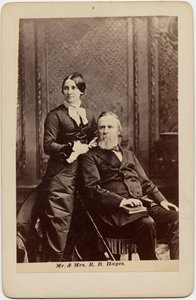 Rutherford Birchard Hayes (1822-93), 19º presidente dos EUA, e Lucy Ware Webb Hayes (1831-1889), sua esposa (foto do albume) de American Photographer