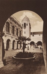 San Diego: Pátio do edifício dos condados do sul da Califórnia, Exposição Panamá-Califórnia (fotografia a preto e branco) de American Photographer