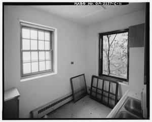 Techwood Homes, Edifício Nº 1, 575-579 Techwood Drive, Atlanta, Condado de Fulton, GA (foto a p/b) de American Photographer