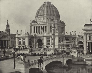 O prédio da administração de American Photographer