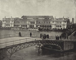 O edifício da mulher de American Photographer