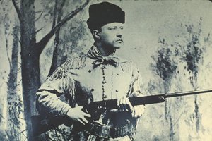 Theodore Roosevelt em traje de caça, c.1885 (foto p/b) de American Photographer