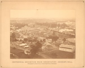 Vista da Exposição Internacional do Centenário, do Observatório, Georges Hill, Filadélfia, 1876 (impressão de albúmen de prata) de American Photographer