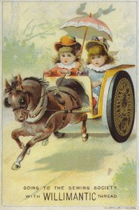 Crianças viajando rápido no cavalo e carrinho de American School