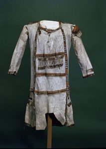 Camisa nativa americana na altura do joelho (pele de caribu) (para frente ver 109423) de American School