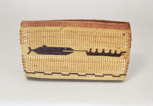 Cesta Nootka representando uma cena baleeira, da Costa Noroeste (fibra tecida) de American School