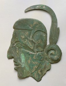 Perfil masculino repelente, Caddoan, Spiro, 1200-1350 (cobre)