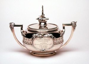 Sugarbowl by Tiffany & Co., c.1863 (prata) de American School
