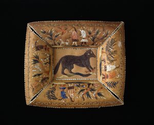 Tabuleiro, c.1840 (casca de bétula e pelo de alce tingido) de American School