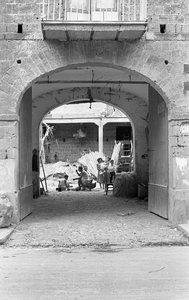 PROCESSAMENTO DE CÂNHAMO, PEQUENO-ALMOÇO NO TRABALHO de Ando Gilardi