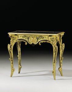 Mesa de escritório de Luís XIV, c.1700 (ormolu, tartaruga, ébano, latão e chifre manchado de azul)