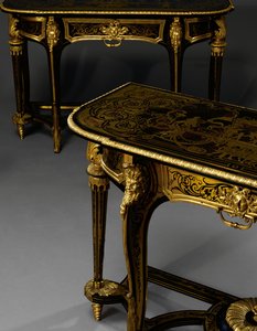 Par combinado de mesas de cais Luís XIV, c.1710 de Andre Charles Boulle