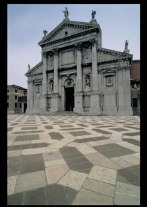 Fachada da igreja, construída em 1564-80, fachada feita em 1607-11 de Andrea Palladio