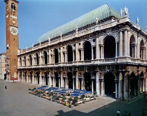Vista da fachada da Basílica Palladiana, construída entre 1549 e 1614