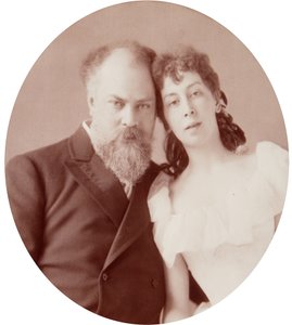 Retrato do artista Konstantin Yegorovich Makovsky (Constantin Makovski) (1839-1915) com a sua esposa. Foto Albumina de Andrei Osipovich Karelin (1837-1906)
