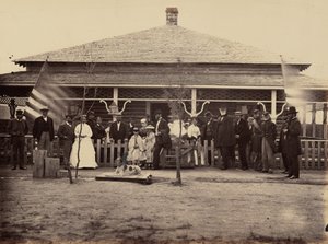 Placa 11. General Grant e grupo em Fort Sanders, 1869 (foto) de Andrew Joseph Russell