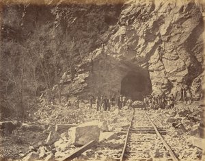 Placa 39. Extremidade leste do túnel, Weber Canon, 1869 (foto)