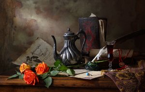 Natureza morta numa secretária vintage de Andrey Morozov