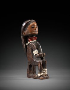 Tubo (madeira com contas de vidro)