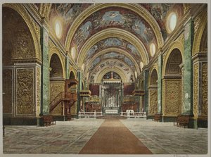 Interieur van de Sint-Janskathedraal em Valletta Malta. Interior da Catedral de S. Giovanni (título no objeto) de Anonymous