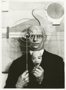 Oskar Schlemmer (1888-1943), Anónimo . Fotografia de Anonymous Anonymous