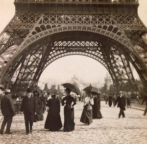 Exposição Universal de 1900 - Exposition Universelle de 1900 em Paris: Vista sob a Torre Eiffel - coleção particular de Anonymous Anonymous