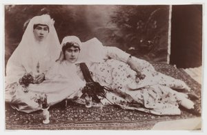 Mulheres, posar, com, buquês, (silver, albumen, photo)