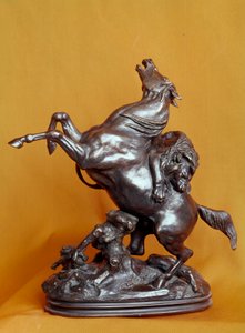 Lion Attacking a Horse Bronze sculpture de Antoine Louis Barye (1795-1875) século XIX. Paris, Museu do Louvre