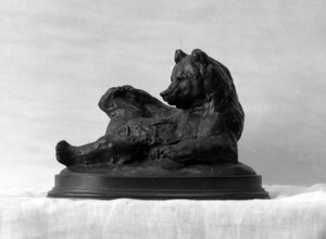 Urso sentado, modelado em 1833 (bronze)