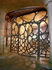 La Casa Mila, La Pedrera, Passeig de Gracia em Barcelona (Espanha). Arquiteto Antoni Gaudi i Cornet (1852-1926)